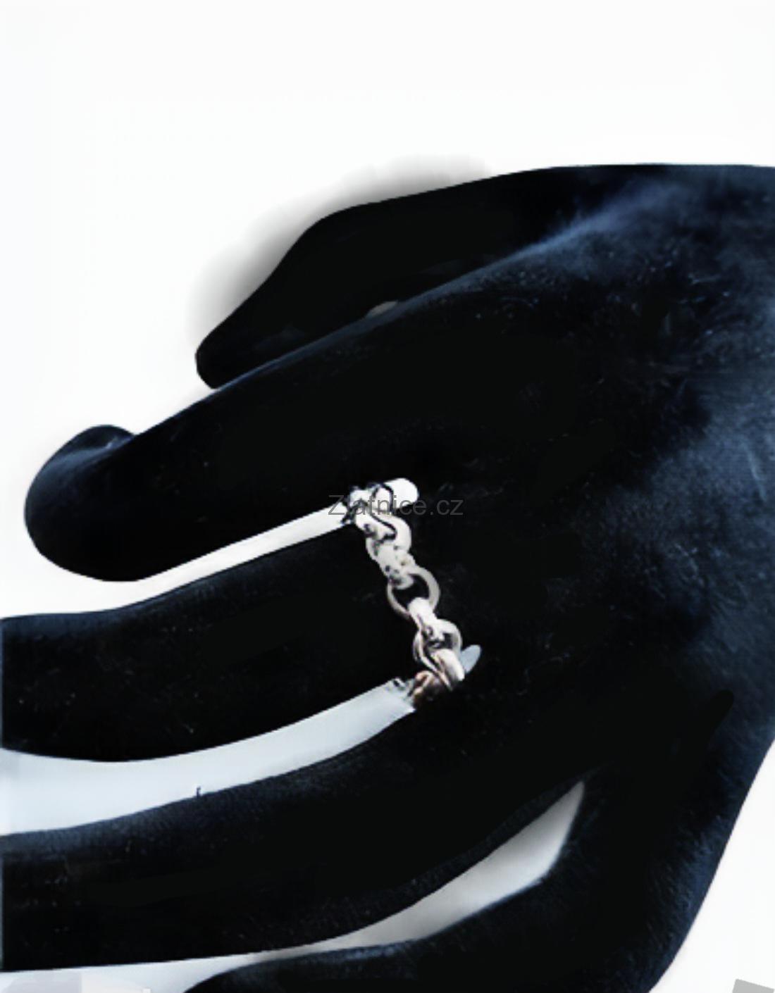 Modelový hravý pánský prsten "Hero"