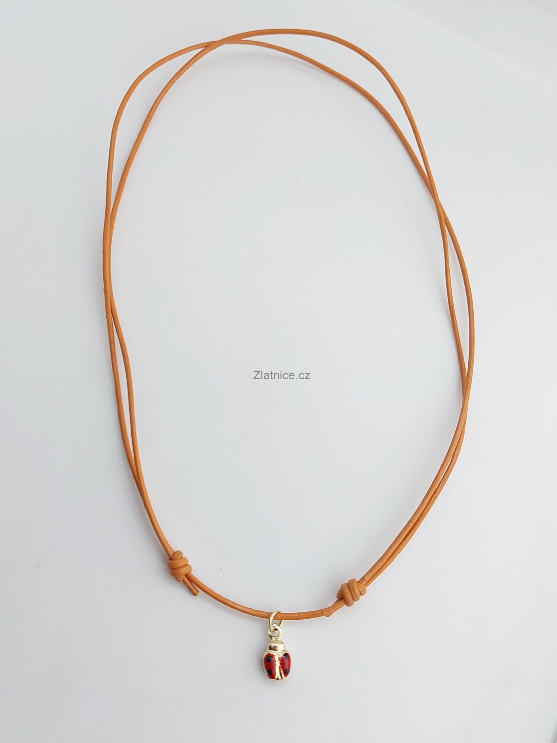 Dětský zlatý přívěsek BERUŠKA na kůži 