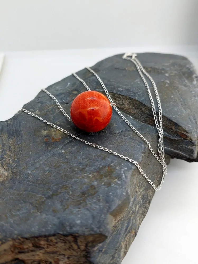 LONG dlouhý náhrdelník s mechovým korálem, stříbro