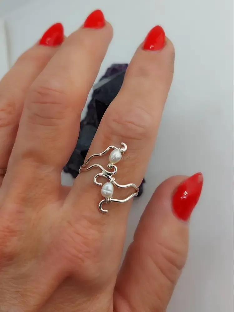 Prsten z kolekce "JARO" autorská tvorba, stříbro