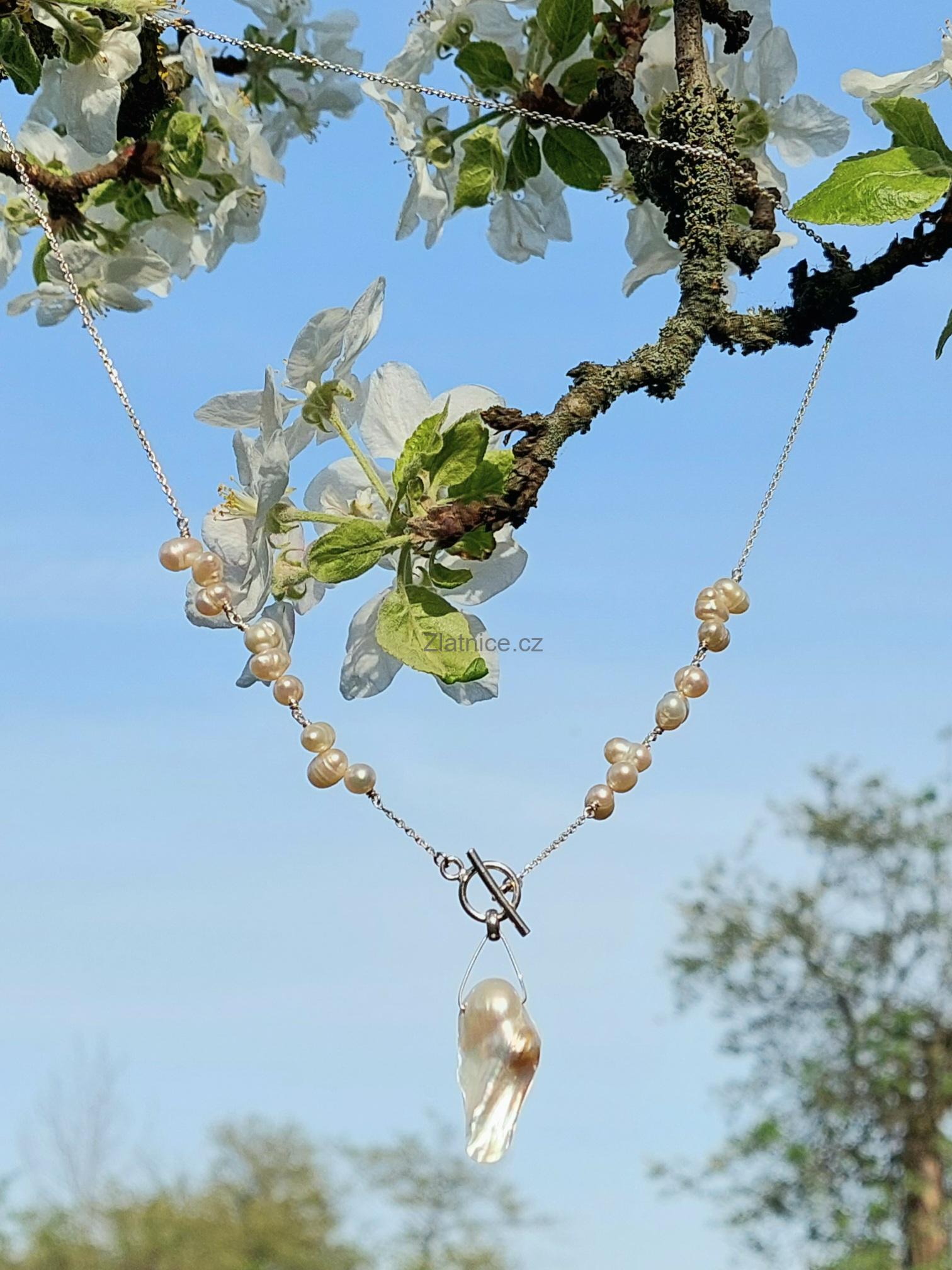 PHILIPINES- stříbrný modelový náhrdelník