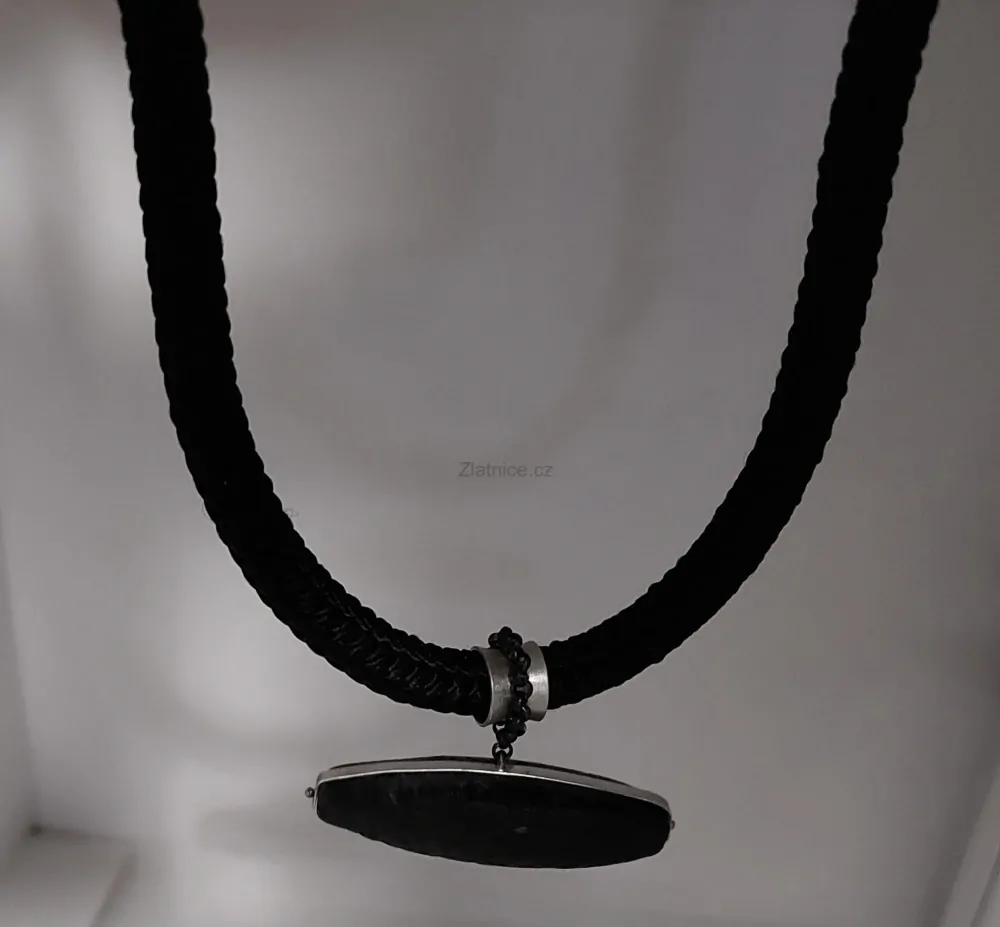 "WAB"autorský náhrdelník s lávou ve stříbře