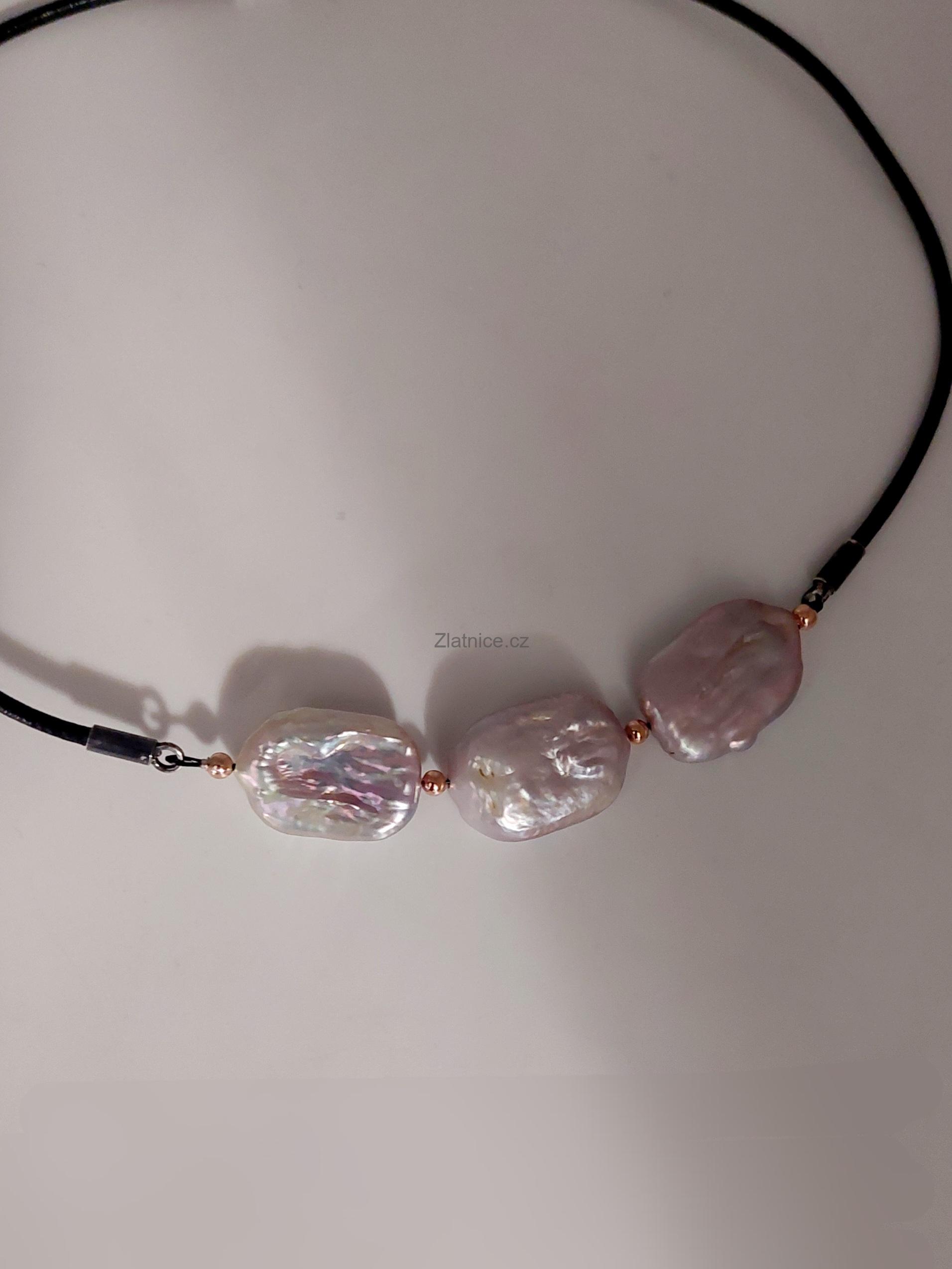 "KLEA" Modelový náhrdelník s barokními perlami,A