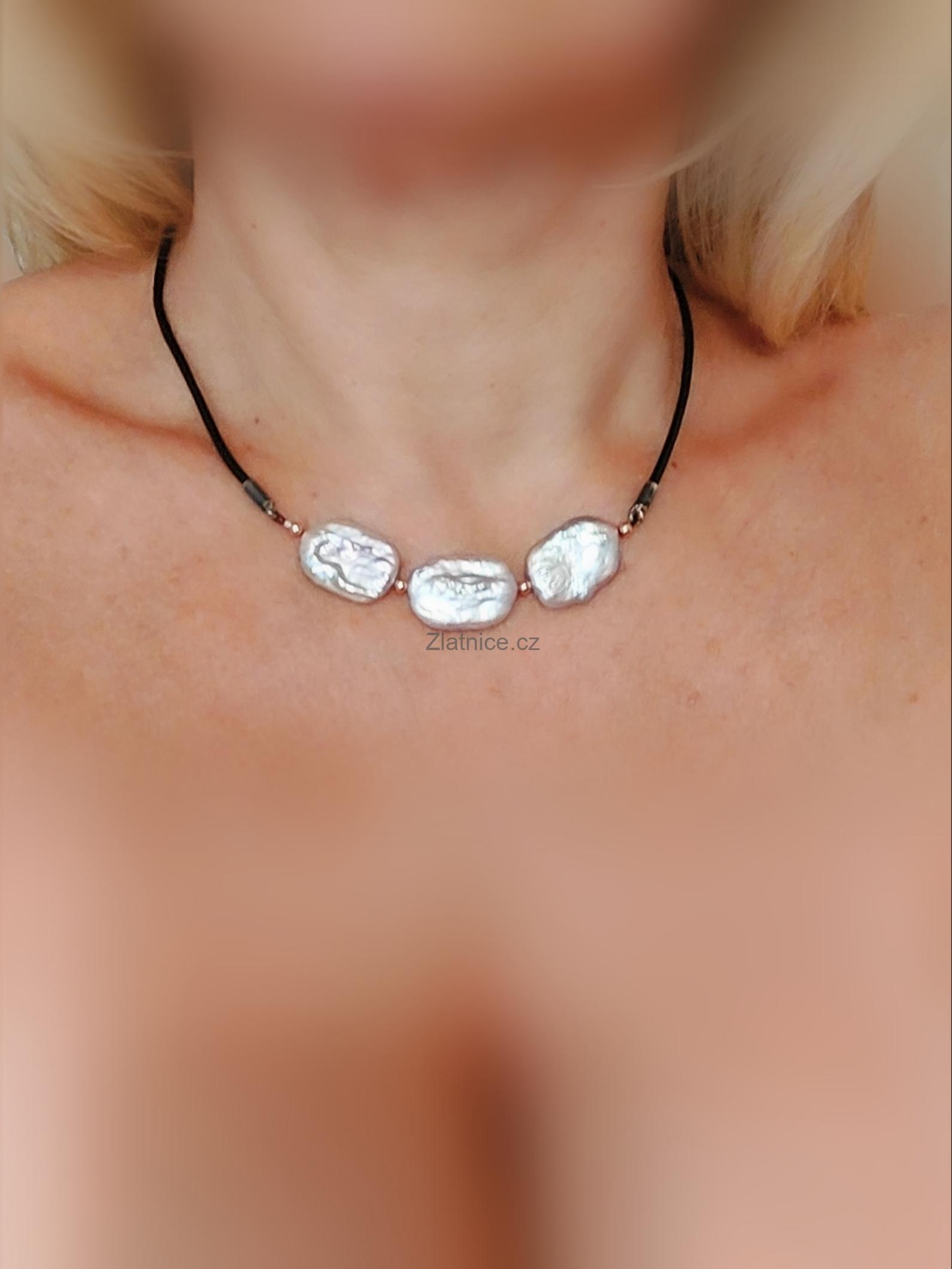 "KLEA" Modelový náhrdelník s barokními perlami,A