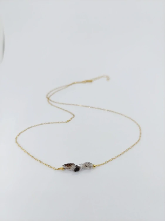 Modelový náhrdelník AMELI s Herkimer diamanty