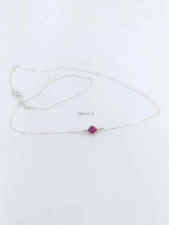 Řetízek minimalistický stříbrný s rubínem